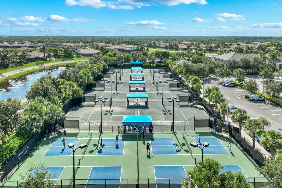 4118 Aspen Chase Dr, Naples, FL 34119