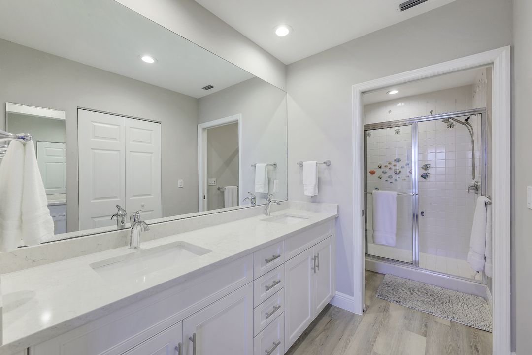 460 Launch Cir #503, Naples, FL 34108