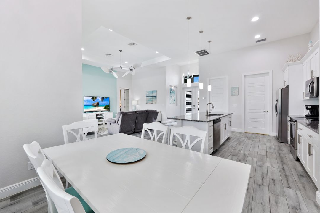 4800 SW 23rd Ave, Cape Coral, FL 33914