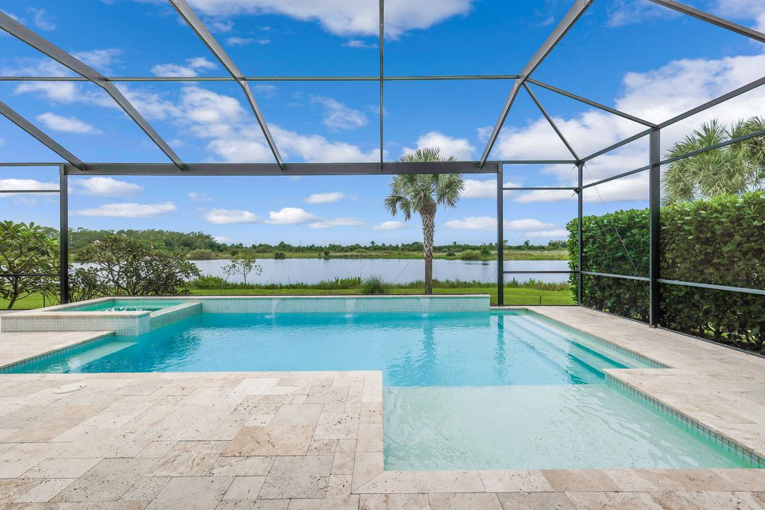 17146 Ashcomb Wy, Estero, FL 33928