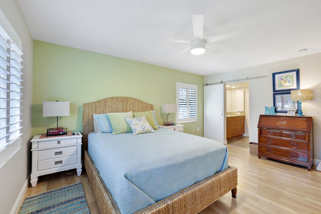 4150 Belair Ln #206, Naples, FL 34103