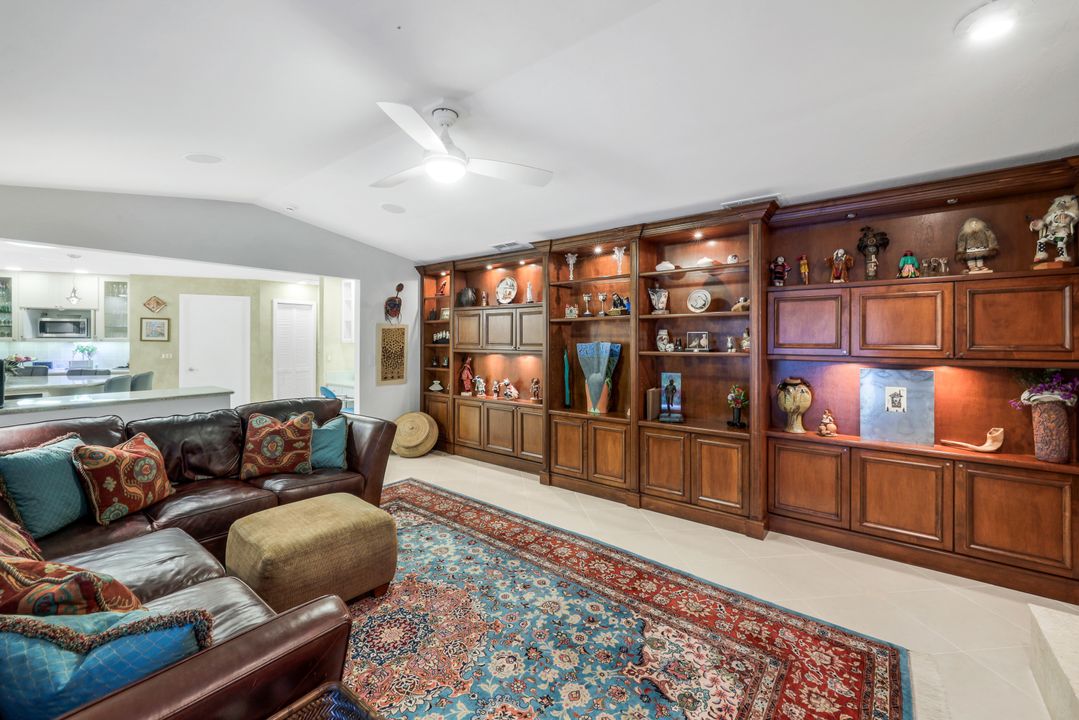 13024 Valewood Dr, Naples, FL 34119