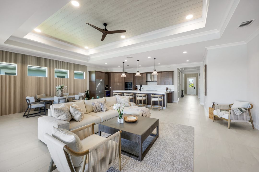 8943 Gustavia Ct, Naples, FL 34112