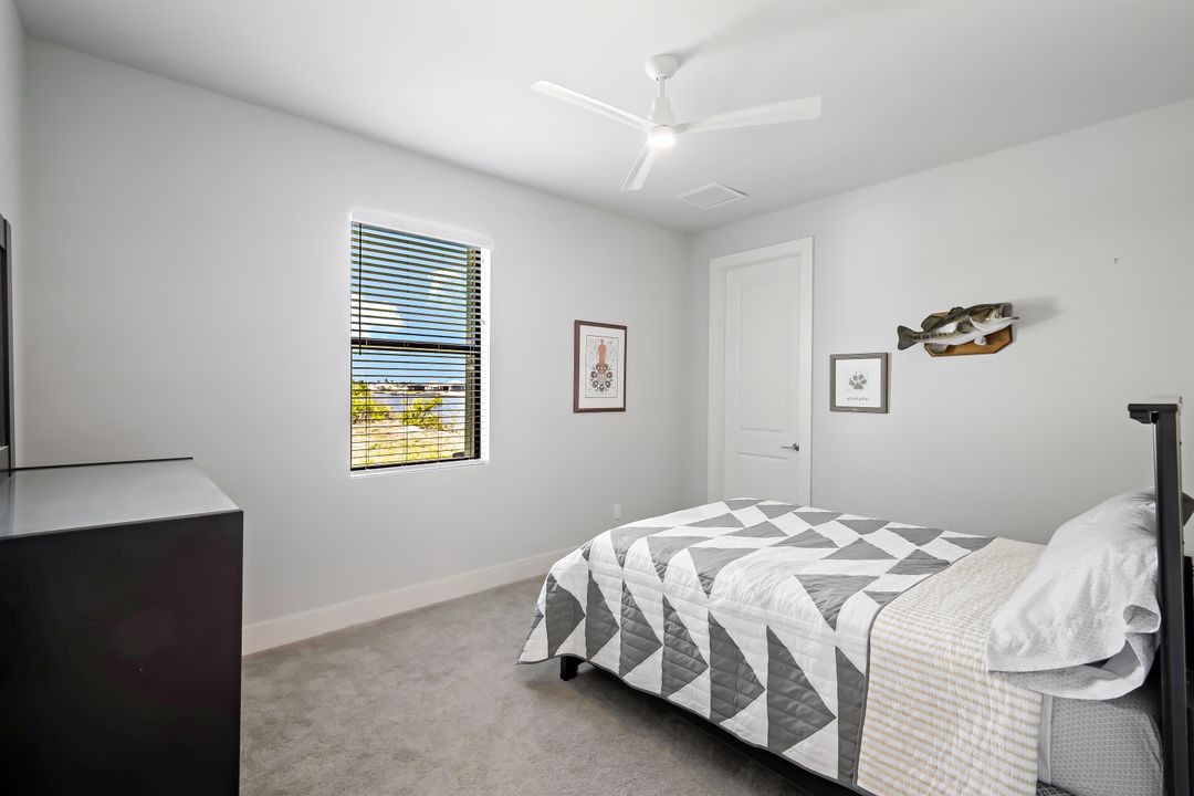 3213 NW 9th St, Cape Coral, FL 33993