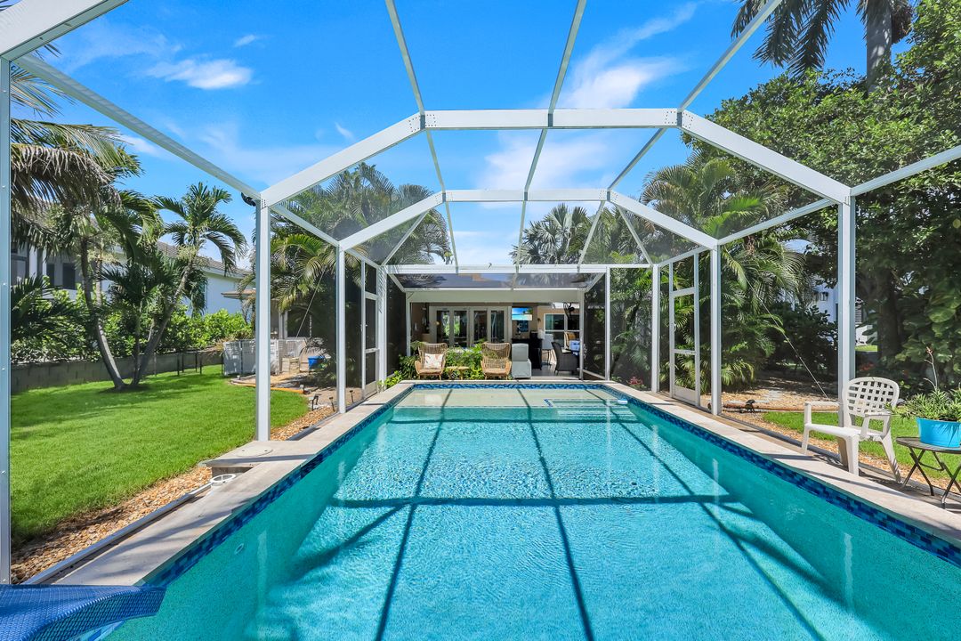 130 Greenbrier St, Marco Island, FL 34145