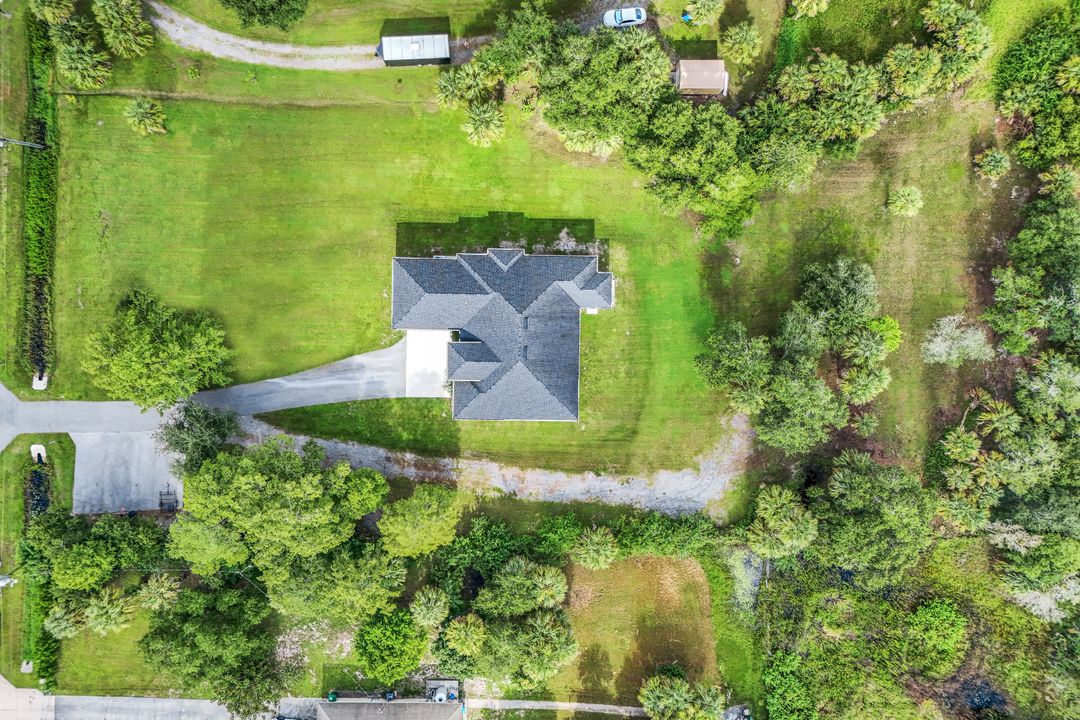 763 35th Ave NW, Naples, FL 34120
