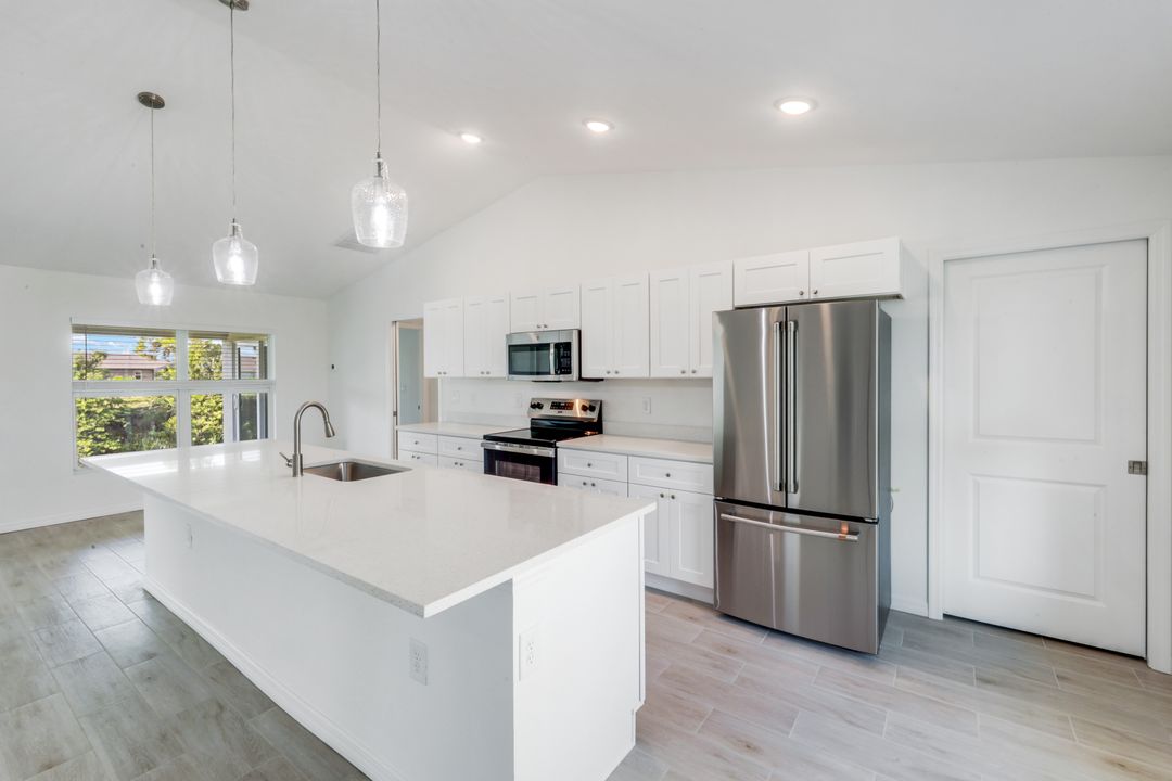 1828 NW 30th Terrace, Cape Coral, FL 33993