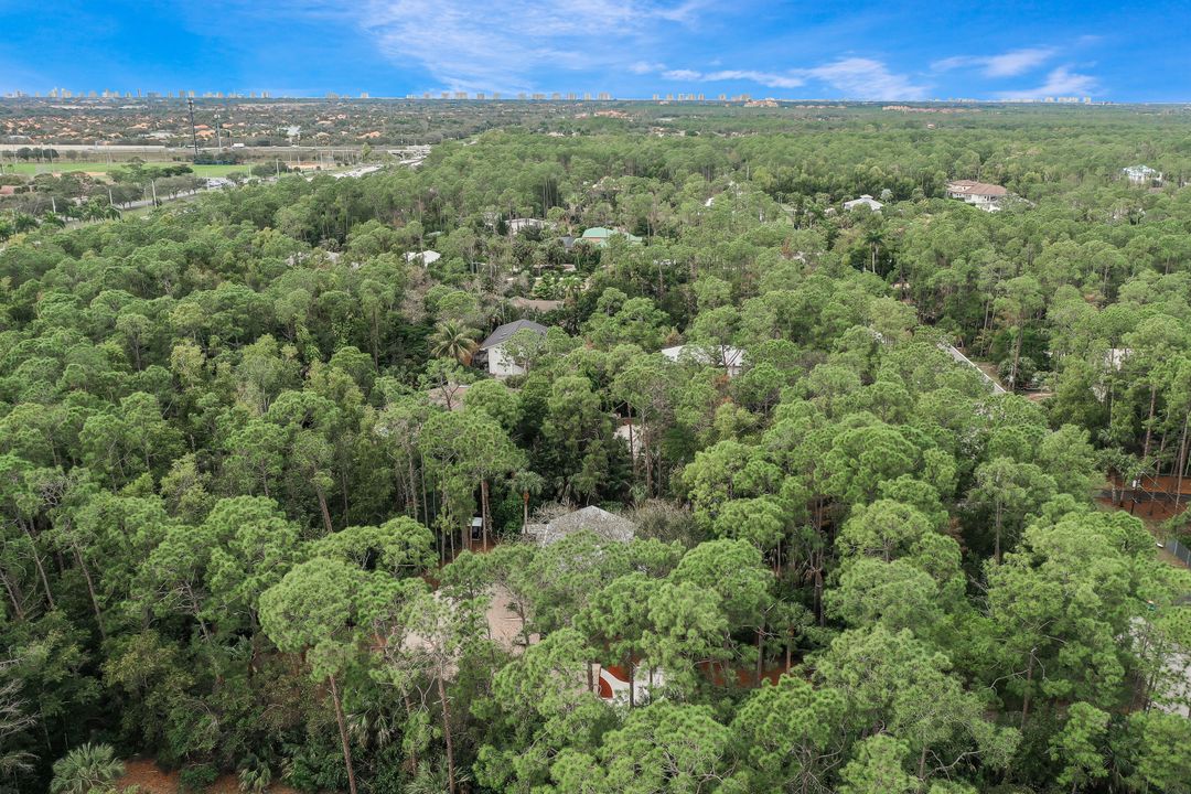 6030 English Oaks Ln, Naples, FL 34119