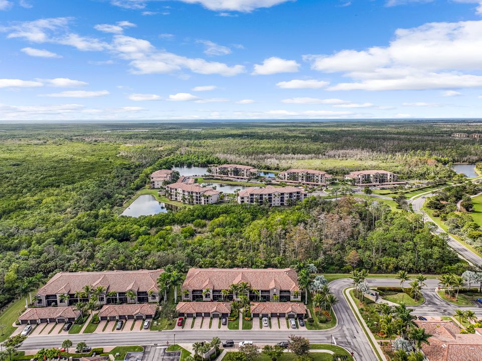 9828 Venezia Cir #1124, Naples, FL 34113