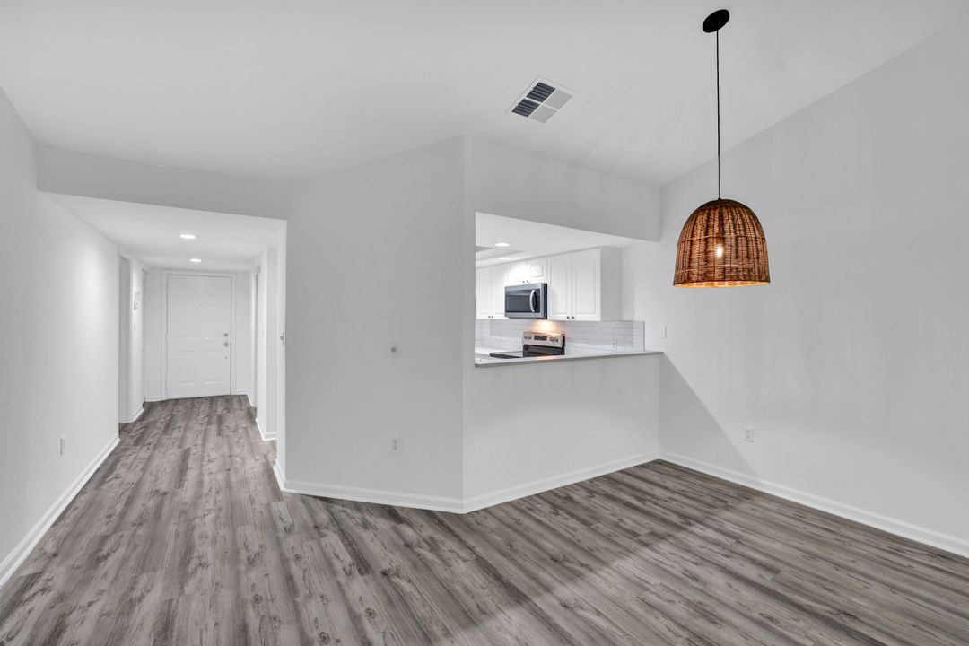 5895 Chanteclair Dr #126, Naples, FL 34108