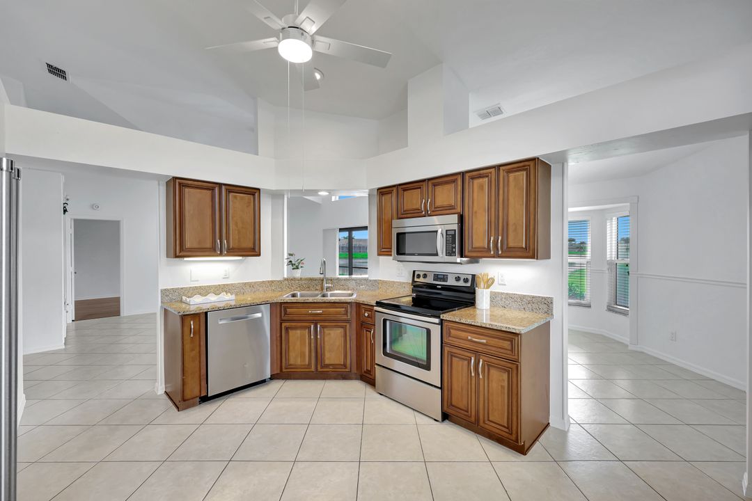 3302 Arlette Dr, Naples, FL 34109