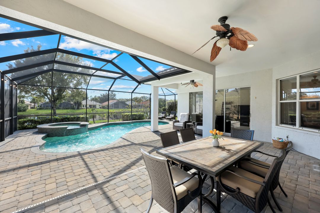 6374 Old Mahogany Ct, Naples, FL 34109