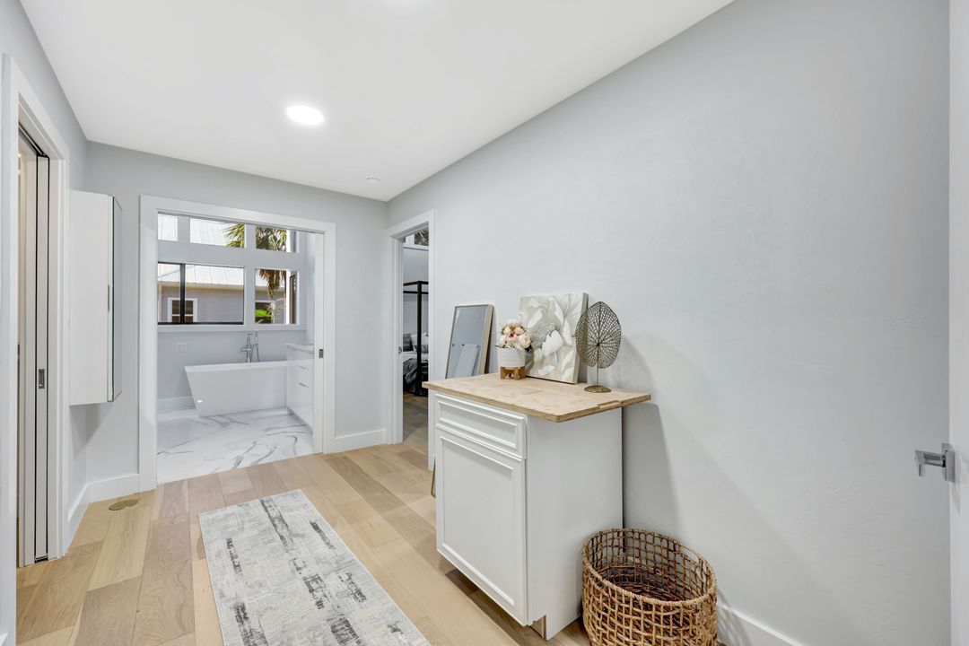 5435 Osprey Ct, Sanibel, FL 33957
