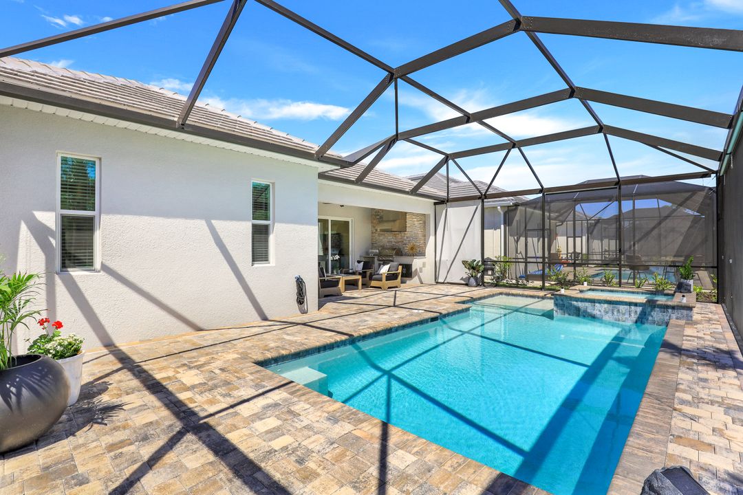 14187 Blue Bay Cir, Fort Myers, FL 33913