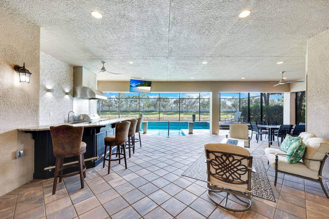 4394 Caldera Cir, Naples, FL 34119