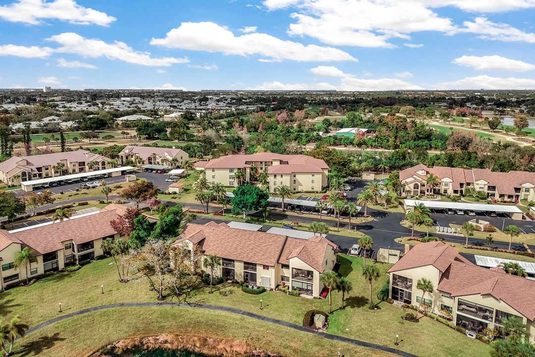 8475 Charter Club Cir #8, Fort Myers, FL 33919