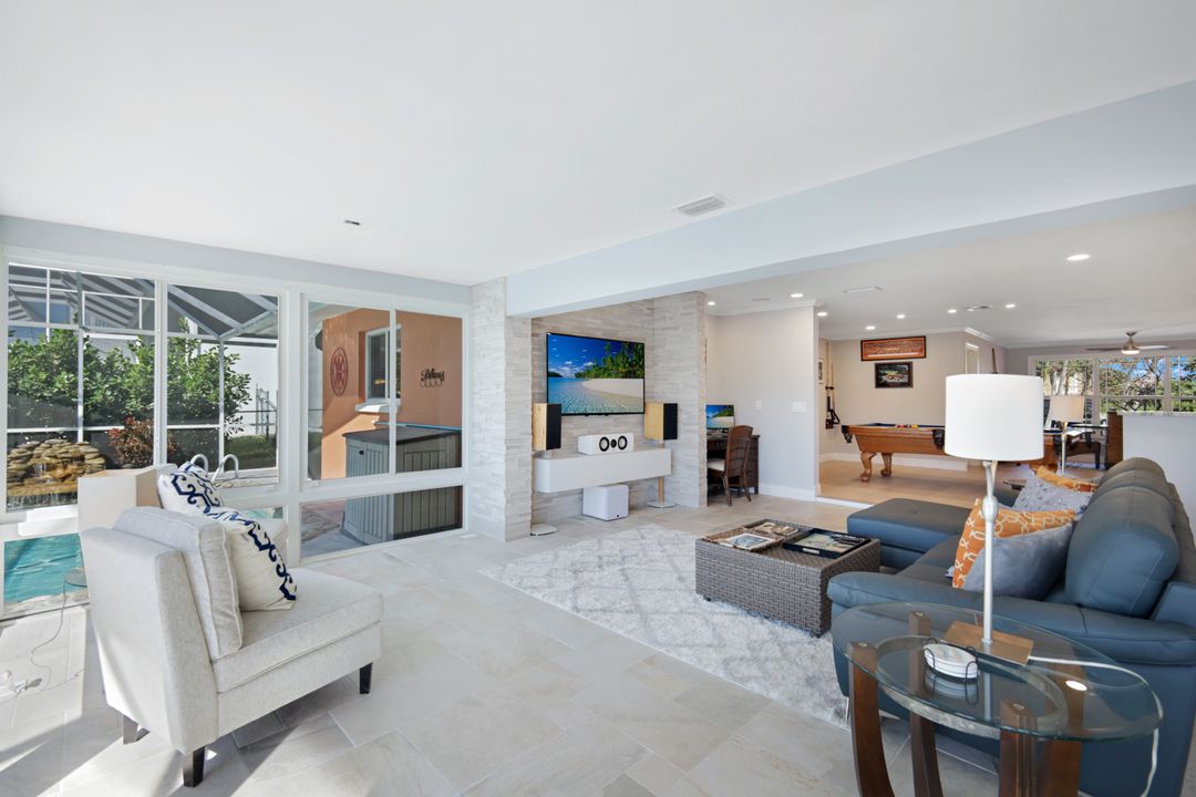 120 SW 54th St, Cape Coral, FL 33914