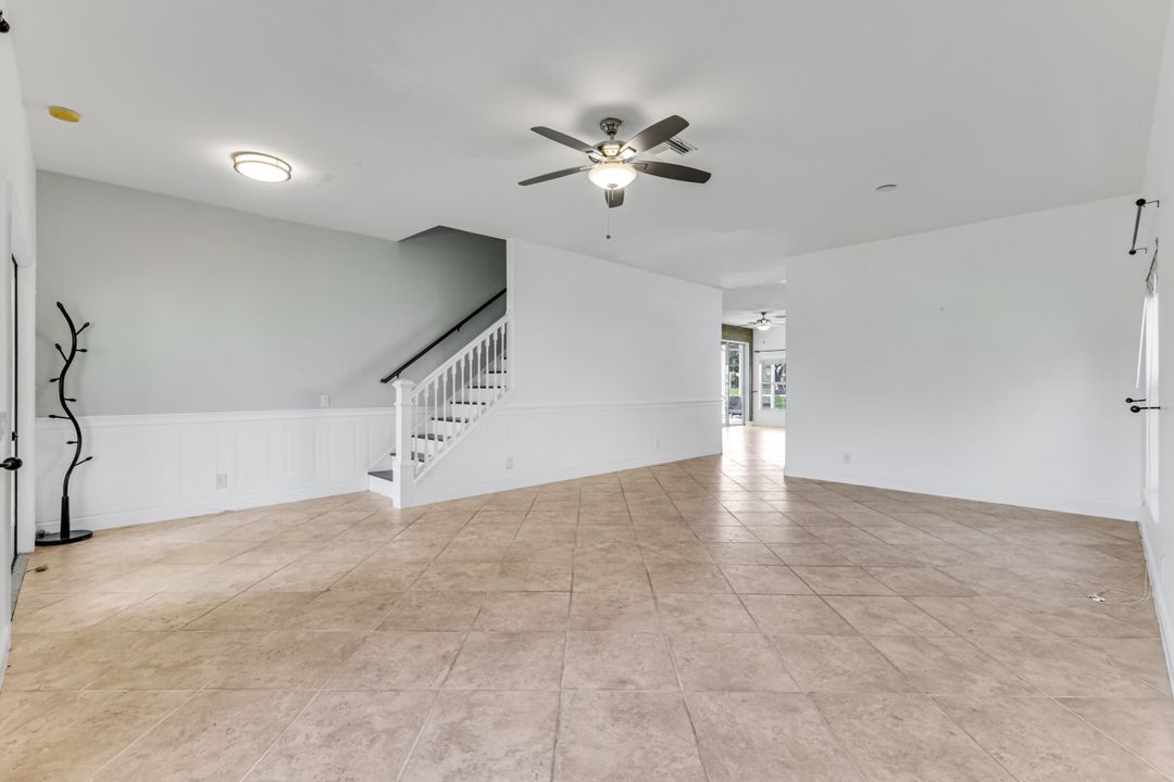 2210 Cape Heather Cir, Cape Coral, FL 33991