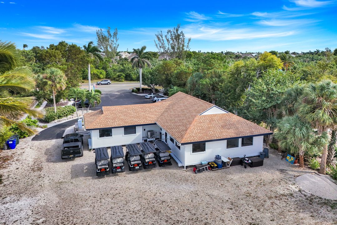 1177 Causeway Blvd, Sanibel, FL 33957
