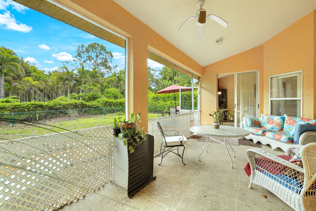 1920 Piccadilly Circus, Naples, FL 34112