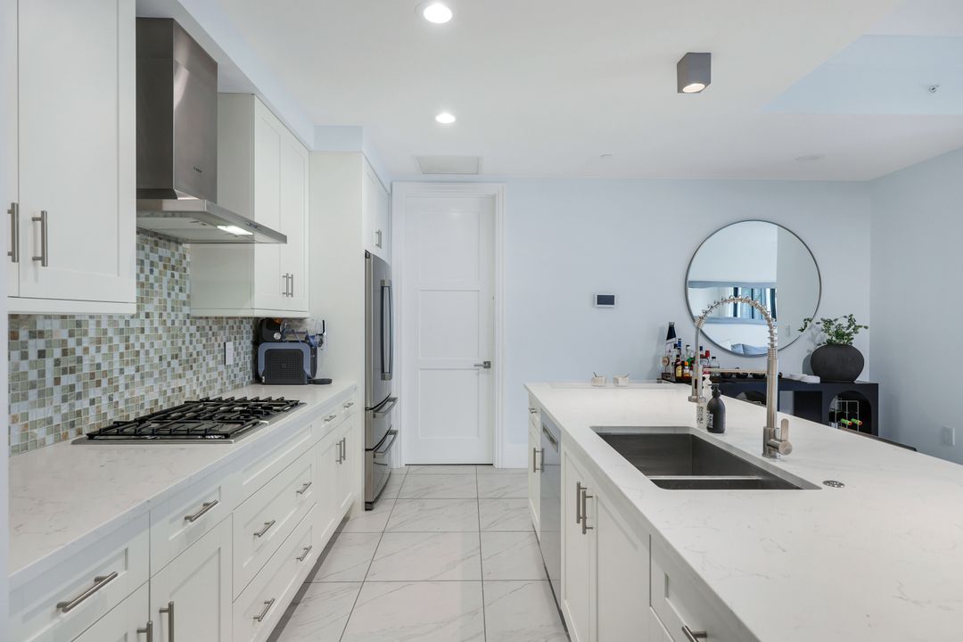 1135 3rd Ave S #303, Naples, FL 34102