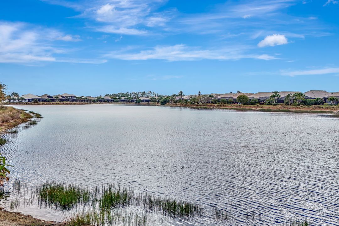 4905 Andros Dr, Naples, FL 34113