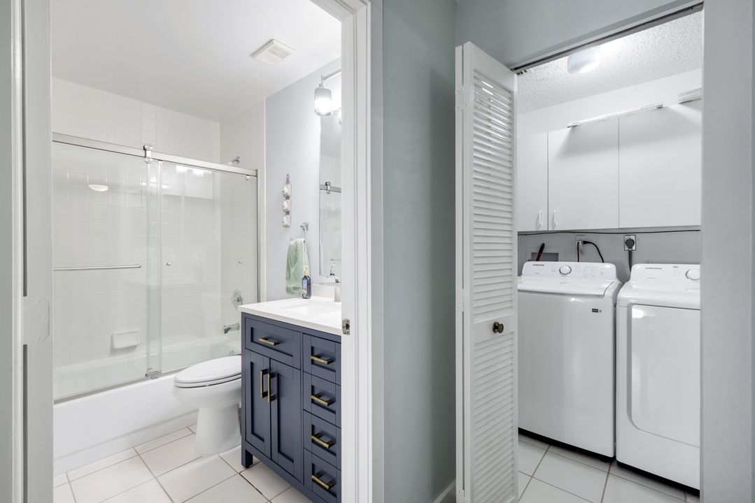 810 New Waterford Dr #203, Naples, FL 34104