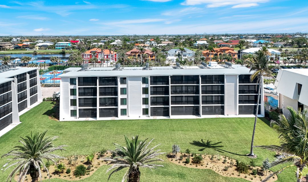 1451 Middle Gulf Dr #J304, Sanibel, FL 33957