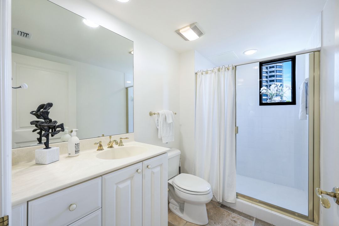 6597 Nicholas Blvd #306, Naples, FL 34108