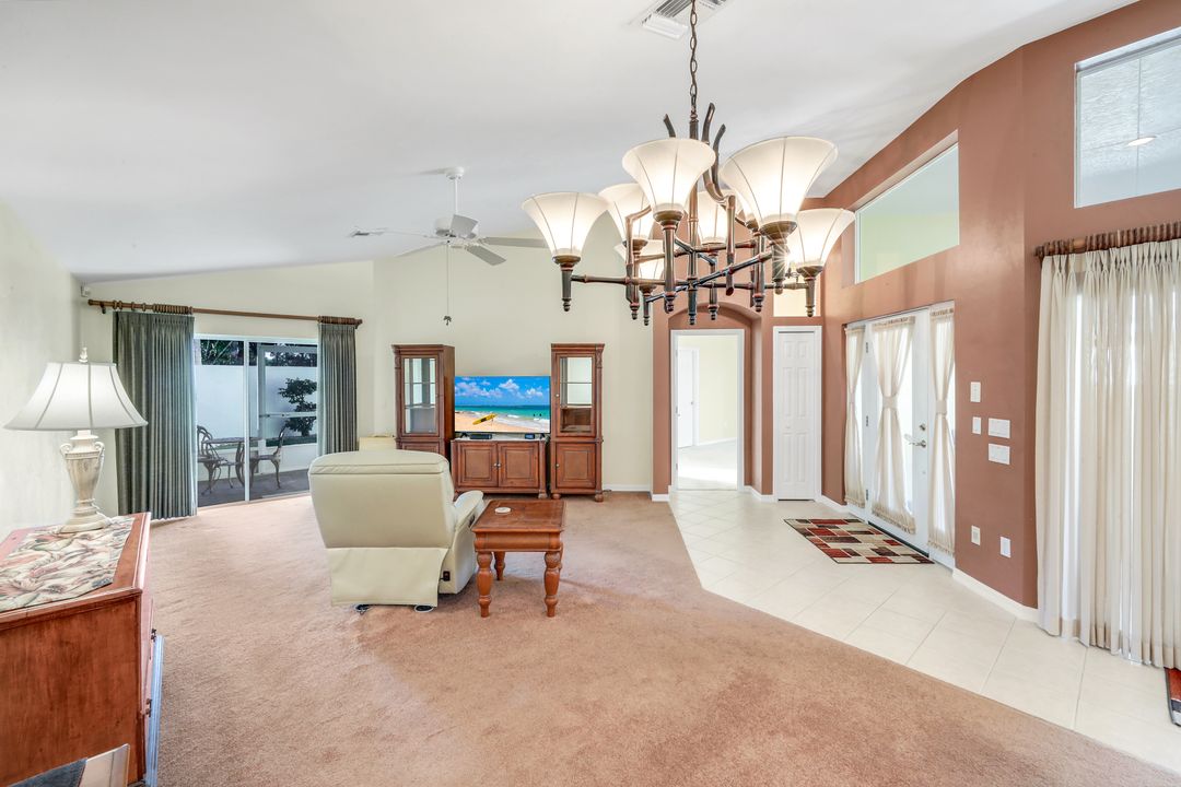 1201 Jardin Dr, Naples, FL 34104