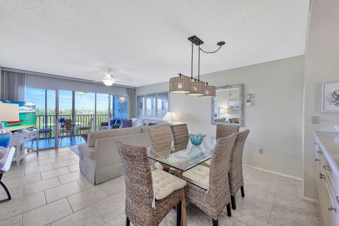 301 Stevens Landing Dr #C-301, Marco Island, FL 34145