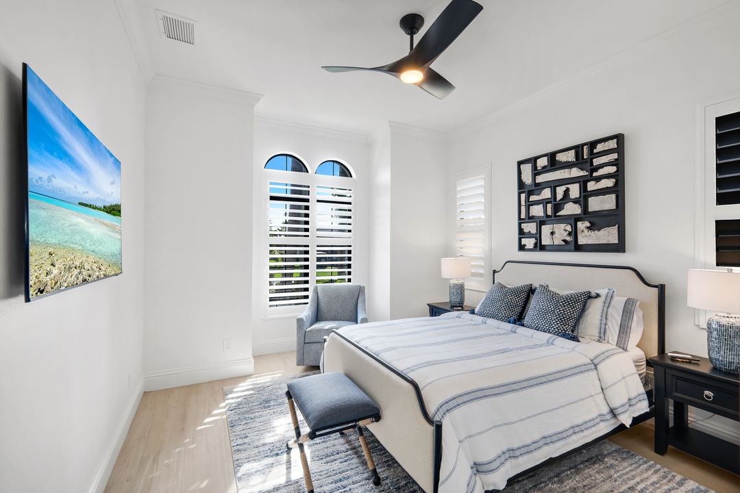 5743 SW 9th Ct, Cape Coral, FL 33914