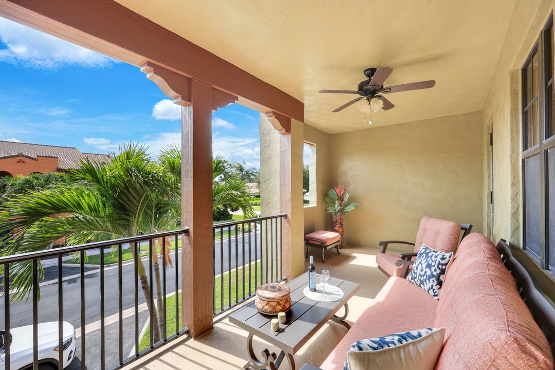 9027 Alturas Ln #3304, Naples, FL 34113