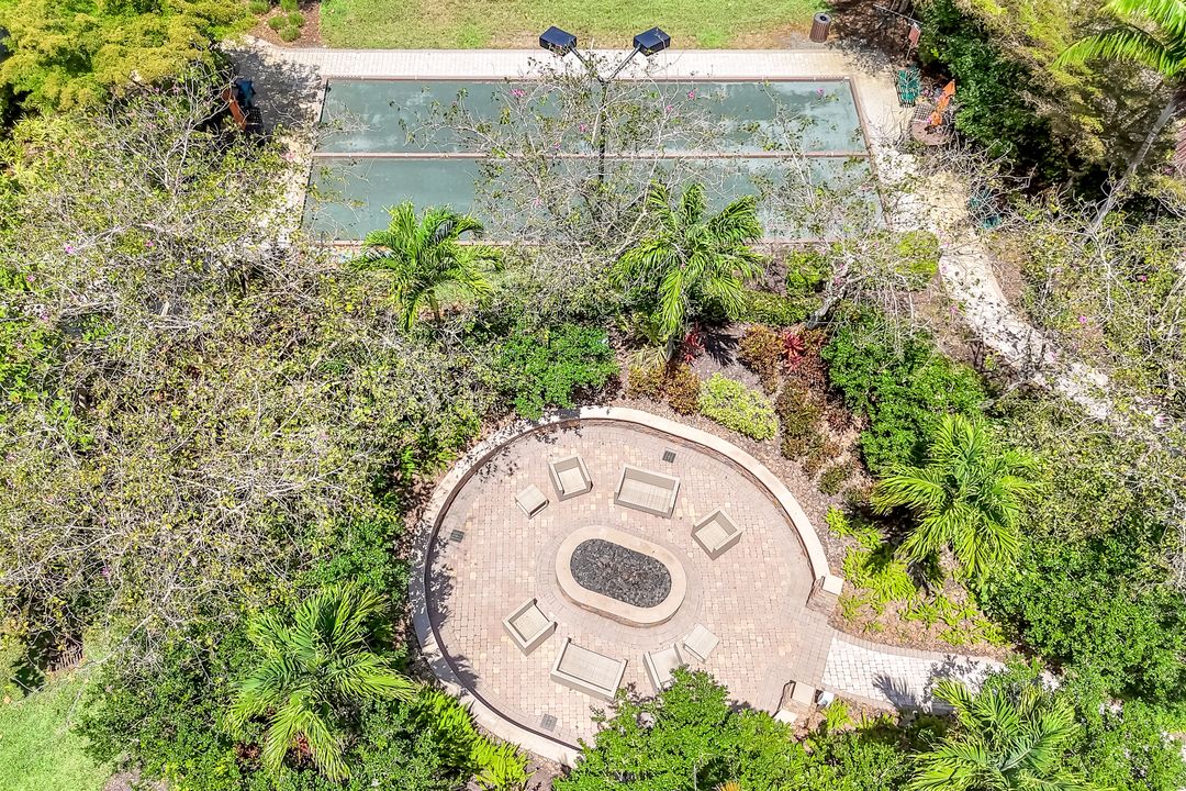 8396 Promoso Ct, Naples, FL 34114