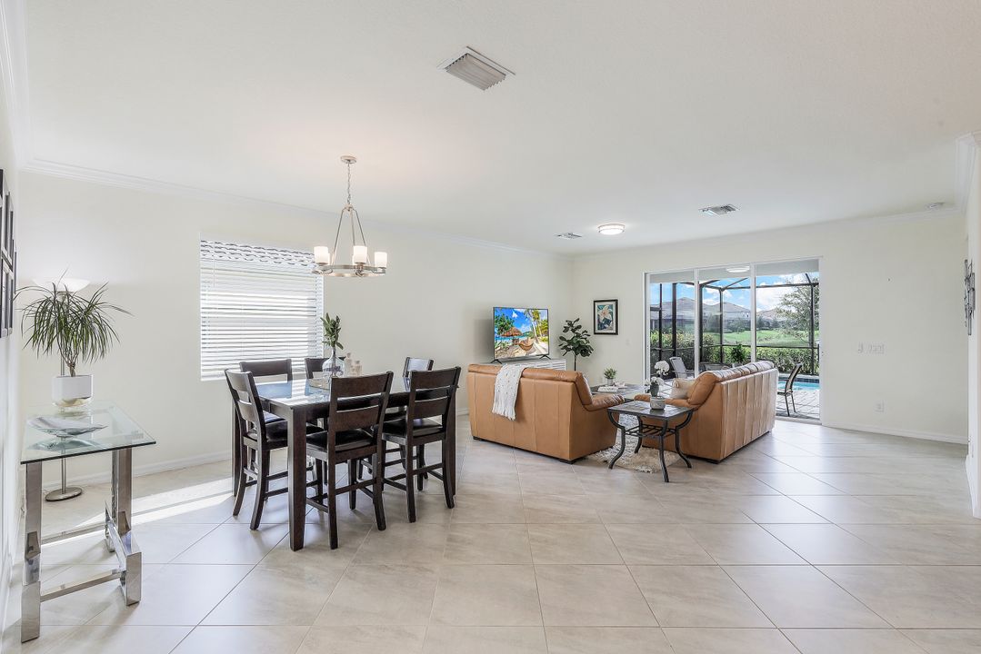 2214 Cara Cara Way, Naples, FL 34120
