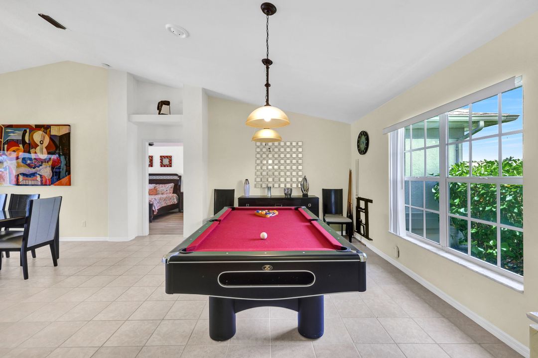 5008 SW 21st Pl, Cape Coral, FL 33914