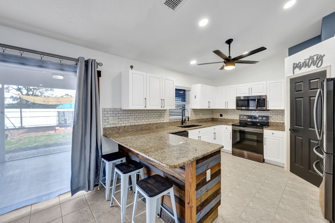 1125 NW 18th Pl, Cape Coral, FL 33993