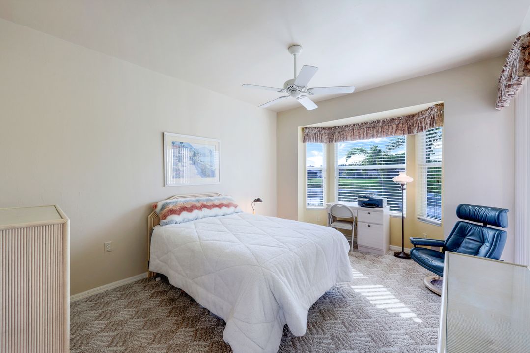 14204 Hilton Head Dr, Fort Myers, FL 33919