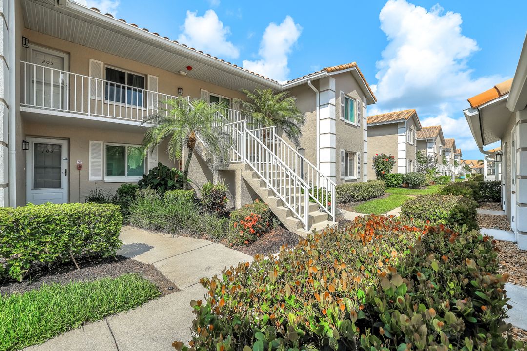 5932 Cranbrook Way #C205, Naples, FL 34112