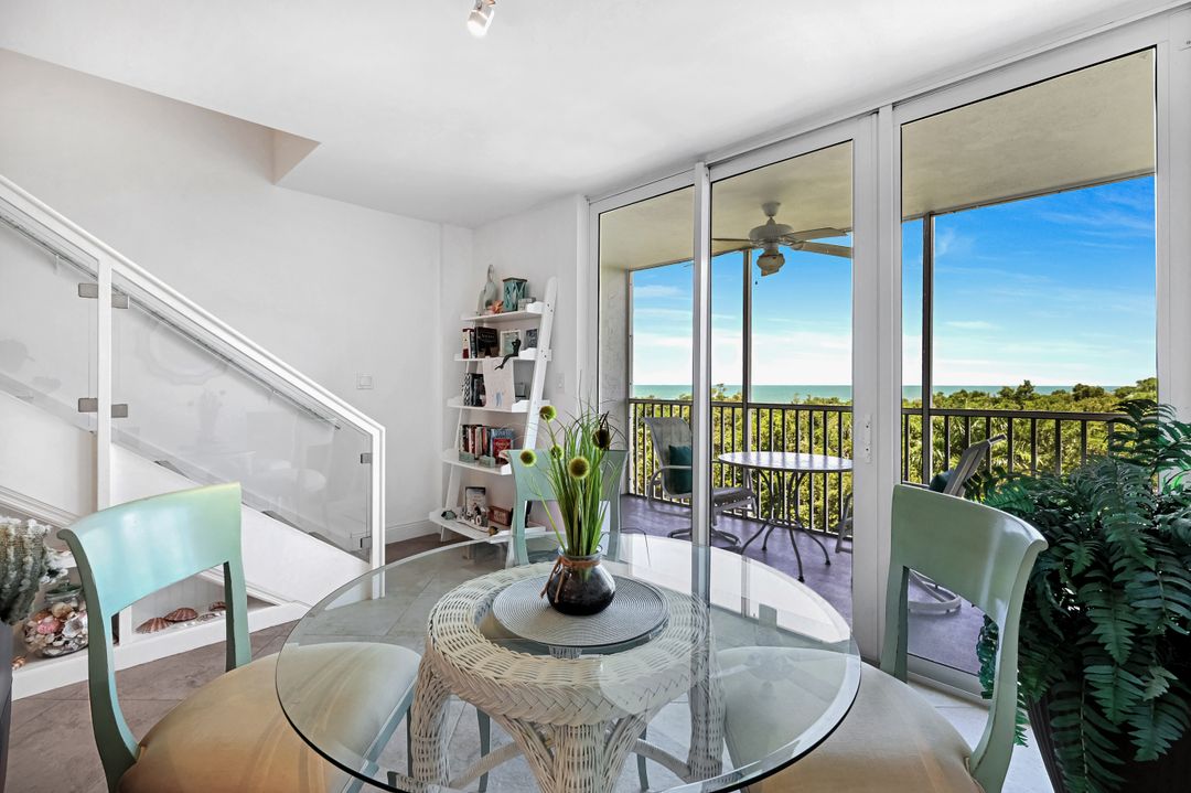 5 Bluebill Ave #505-605, Naples, FL 34108