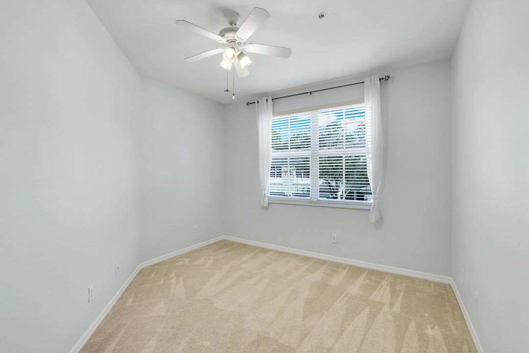 1370 Mariposa Cir #102, Naples, FL 34105