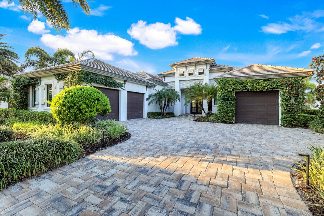 16455 Seneca Way, Naples, FL 34110