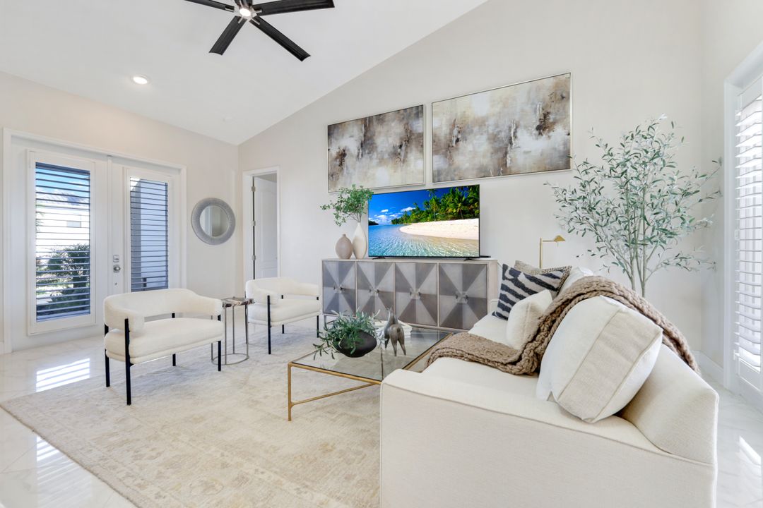 27080 Flamingo Dr, Bonita Springs, FL 34135