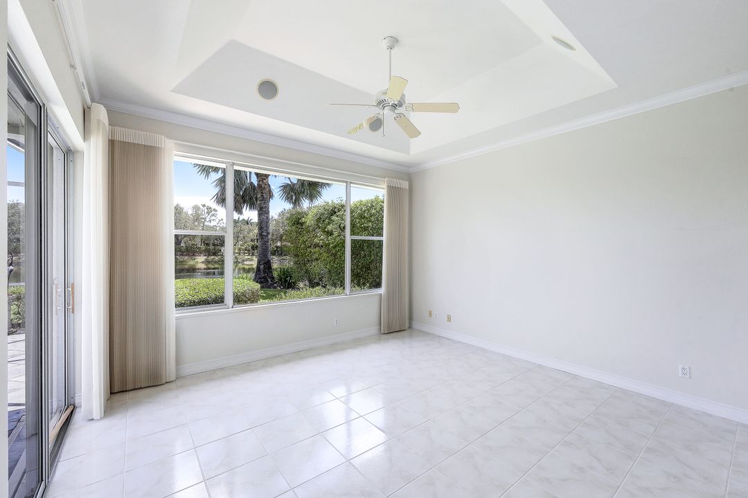 1940 Timberline Dr, Naples, FL 34109