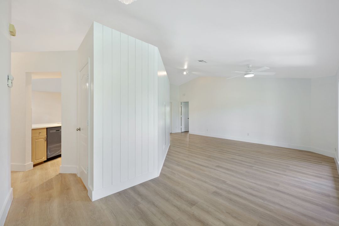 244 Channing Ct, Naples, FL 34110