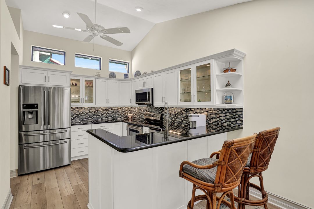 2294 Anchorage Ln #C, Naples, FL 34104