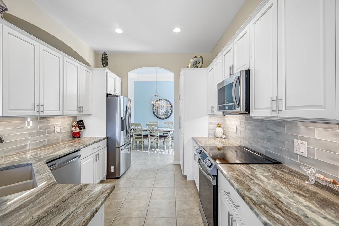 13034 Pennington Pl #201, Fort Myers, FL 33913