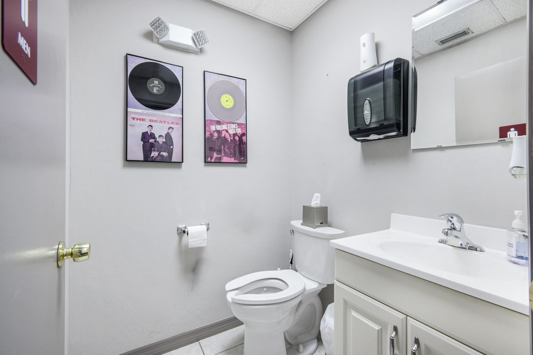 1361 Royal Palm Square Blvd, Fort Myers, FL 33919