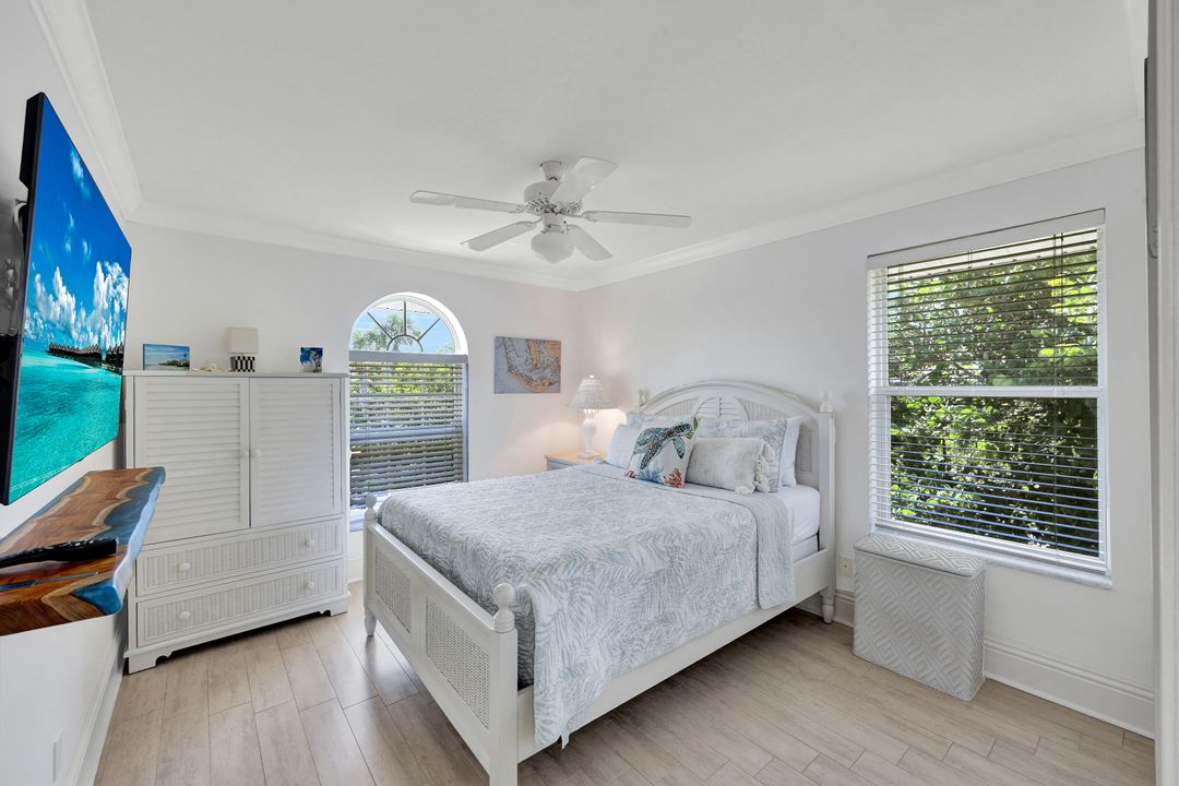 863 Rabbit Rd, Sanibel, FL 33957