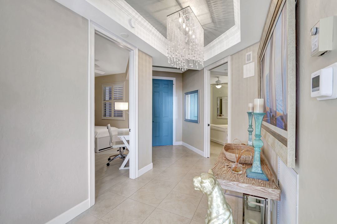 400 Flagship Dr #602, Naples, FL 34108